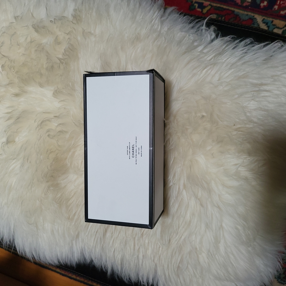 Chanel box - Picture 4 of 4